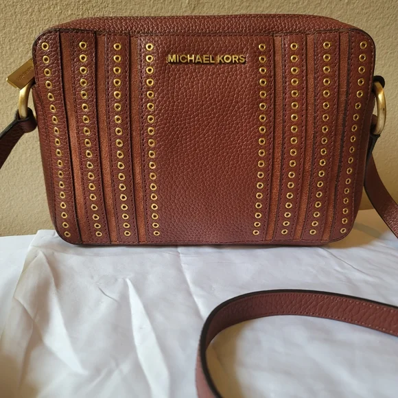 Michael Kors crossbody bag - Picture 1 of 16